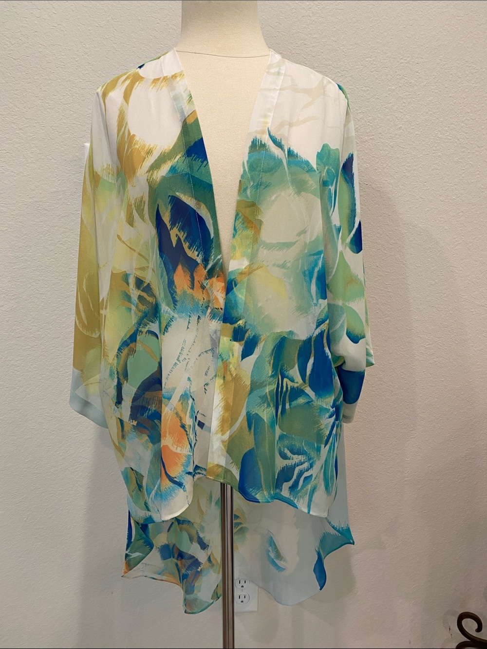 Chico's Sheer Floral Kimono in Teal, Blue & White